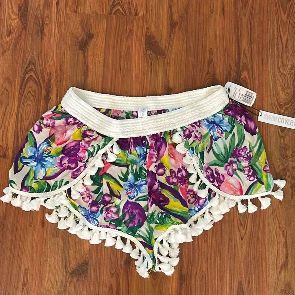 NWT forever 21 tropical floral shorts with fringe tassels. Purple green size 1X